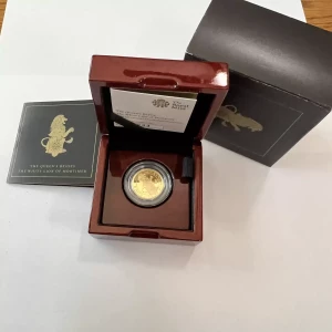 2020 1/4oz Gold Britain Queen's Beasts: The White Lion of Mortimer (2)